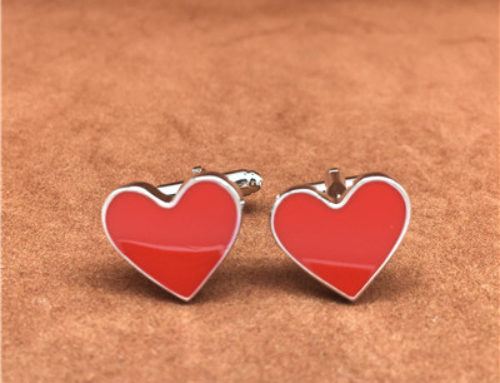 Red heart cufflink